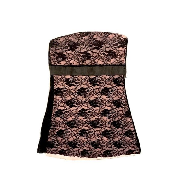 Kismet | Black & Pink lace Strapless Top - Picture 3 of 7